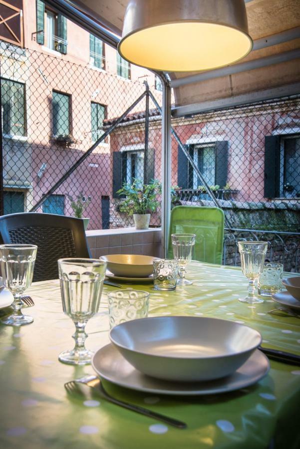 Terrazzina - Romantic Pied A Terre At The Heart Of Cannaregio District Venedig Exteriör bild